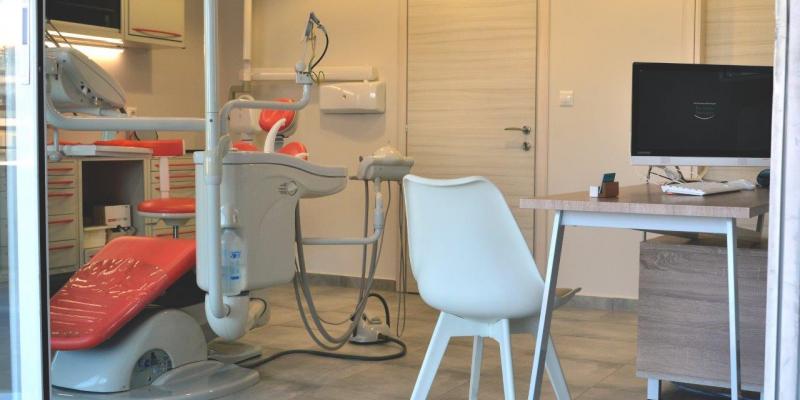 Ανακαινιση Θεσσαλονικη Οδοντιατρειο Κεντρο